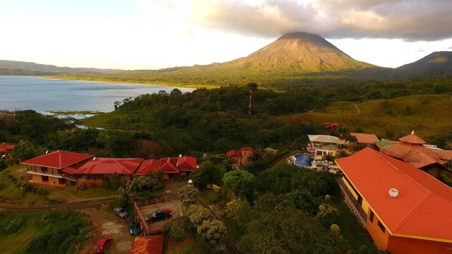 Hotel Linda Vista La Fortuna Exterior foto